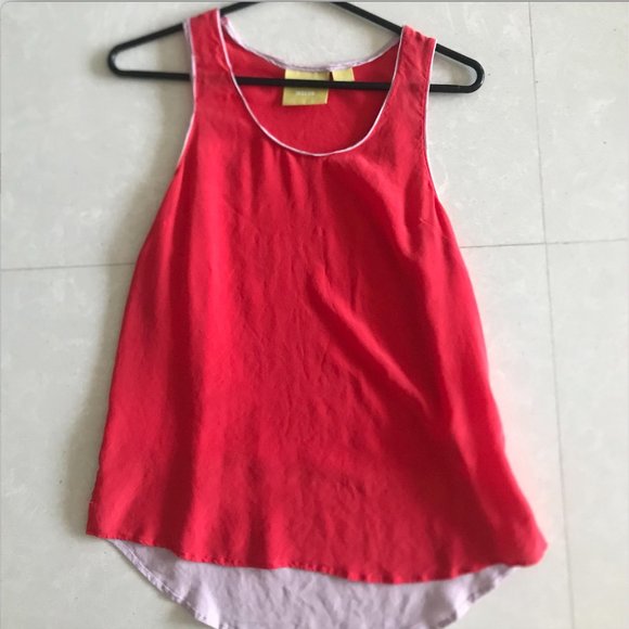 Maeve Women's Tank Top Silk Red High Low - Picture 4 of 8
